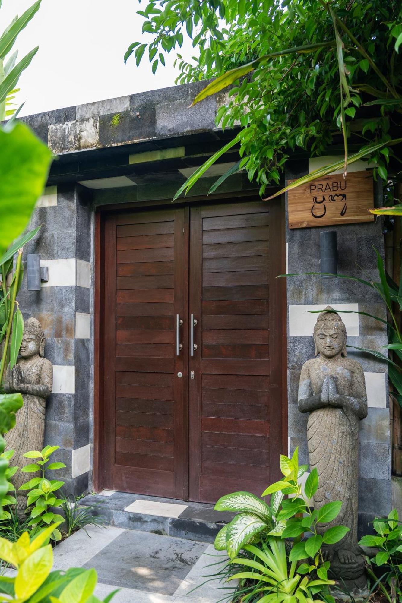 Hotel The Gardens Seminyak Zewnętrze zdjęcie